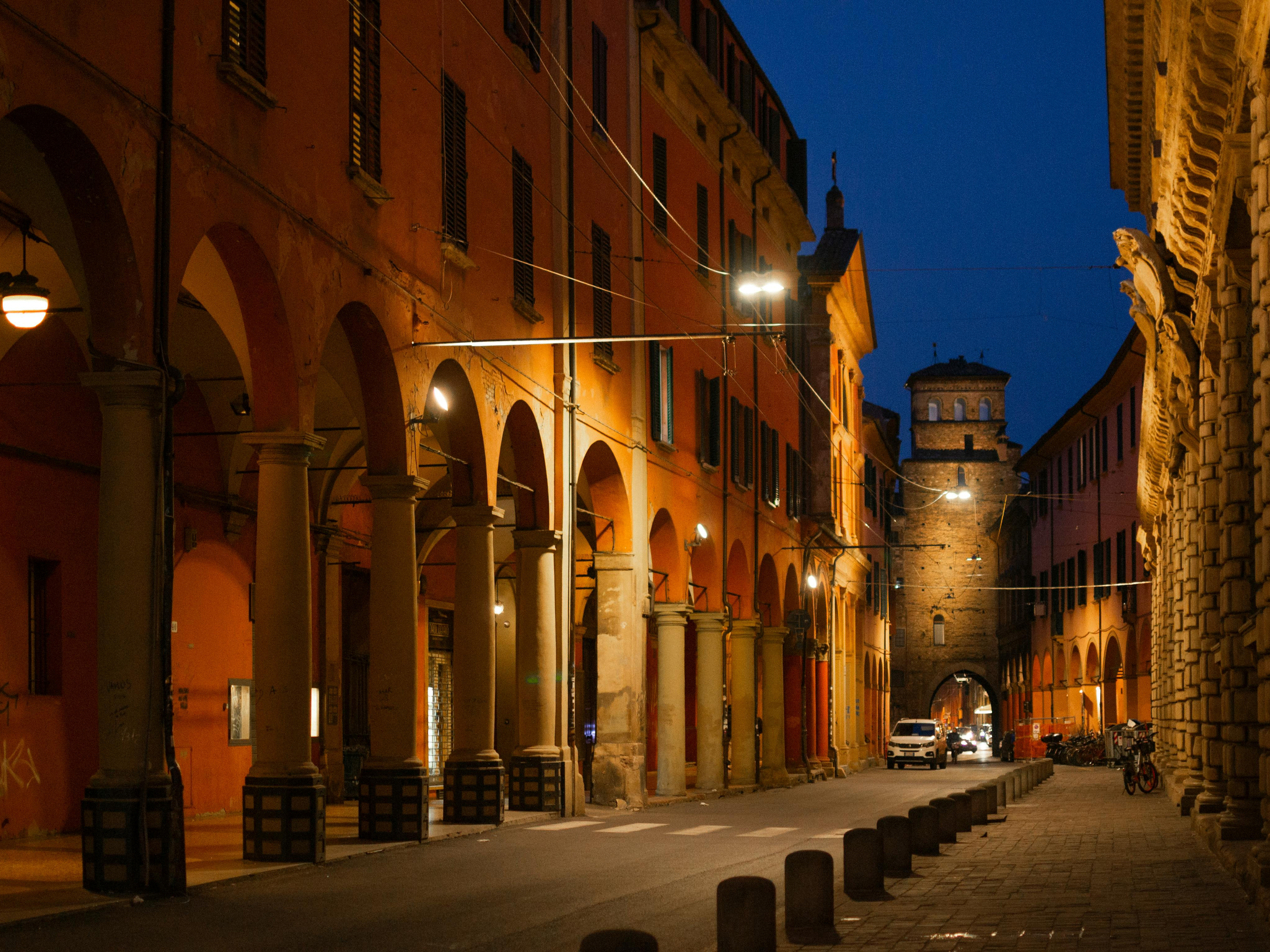 Portici storici di Bologna